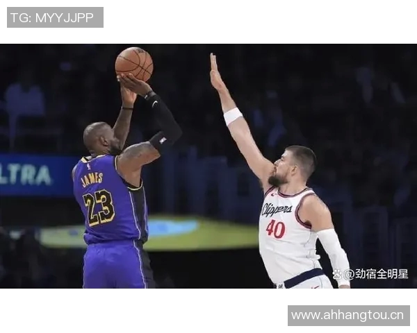 NBA赛况分析湖人战胜绿军开拓者全力以赴对抗活塞太阳遭火箭逆袭灰熊击败快船